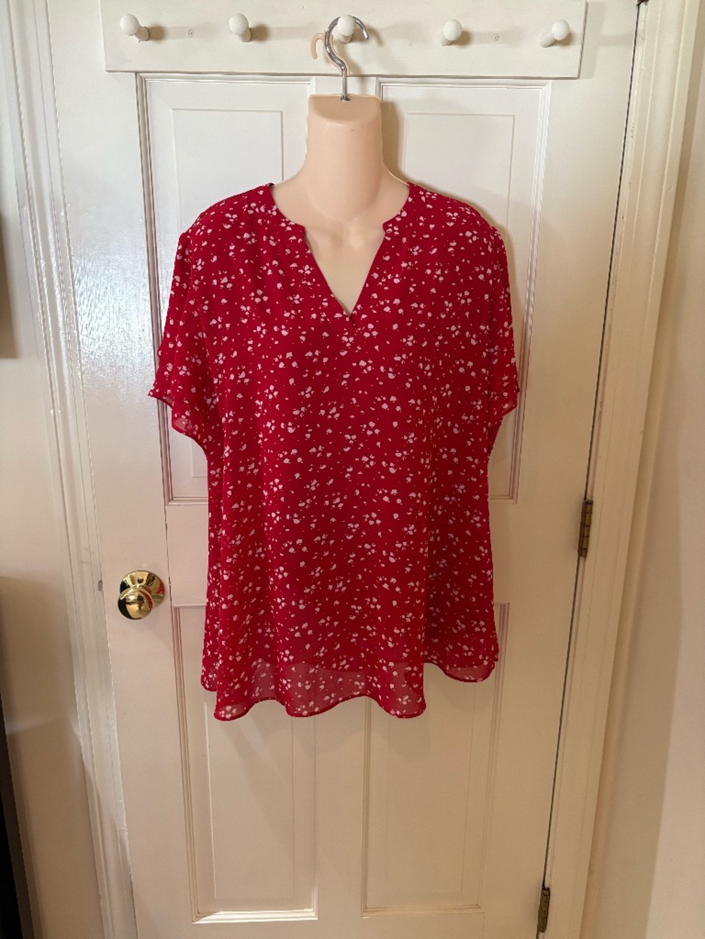 Lotusmile Red and white flower V-Neck Flutter Sleeve Blouse XXL